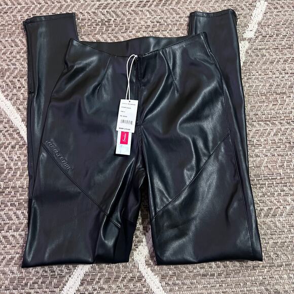 Smoke Rise Faux Leather Pants Womens Sz Small - Picture 2 of 6